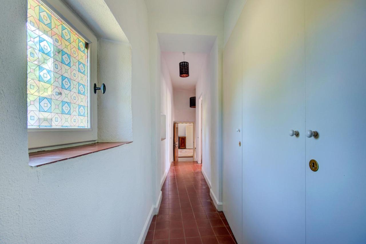 Les Chambres Du Perussier Cucuron Exteriör bild